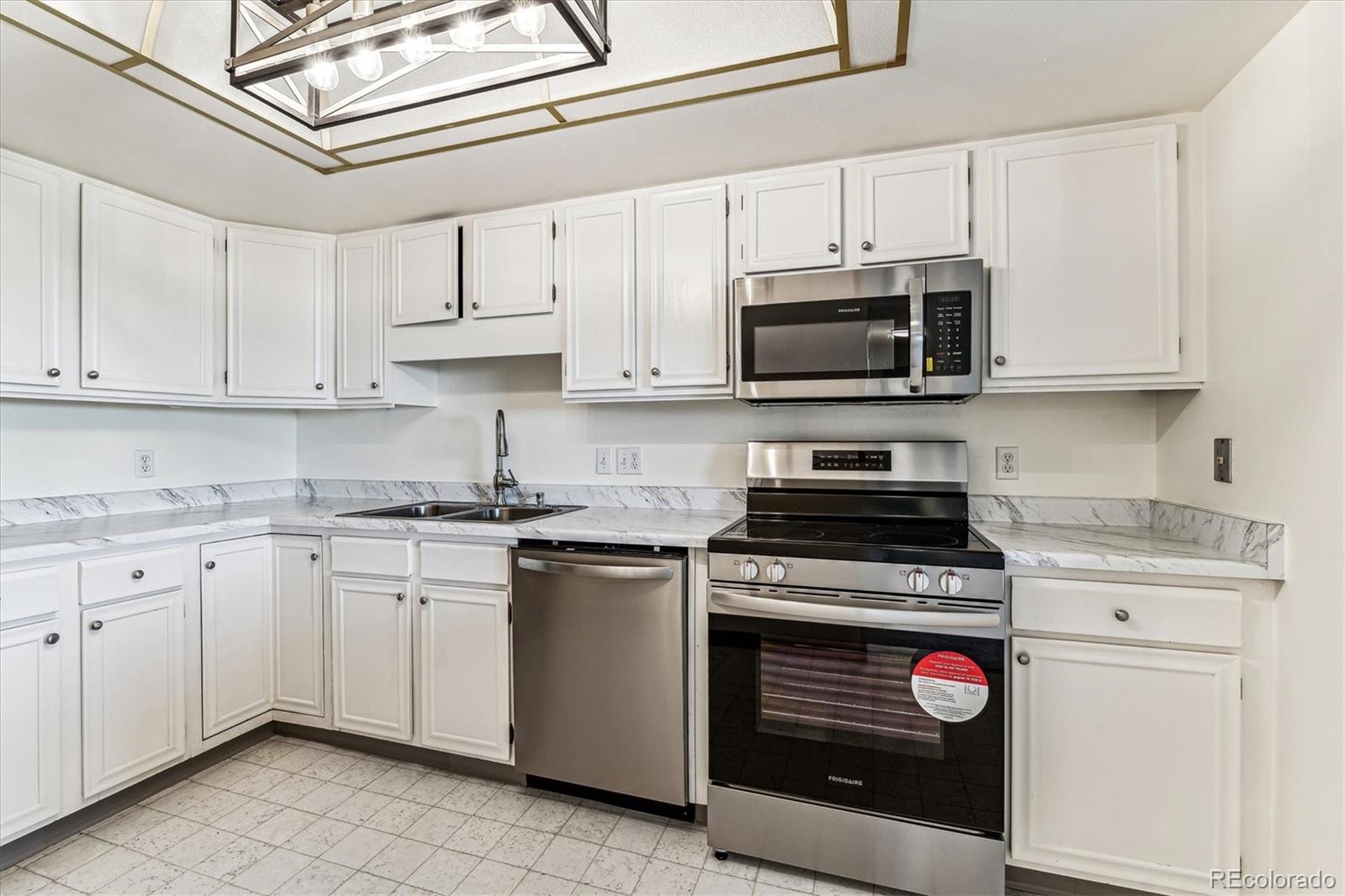 14390 E Marina Drive Unit: 504