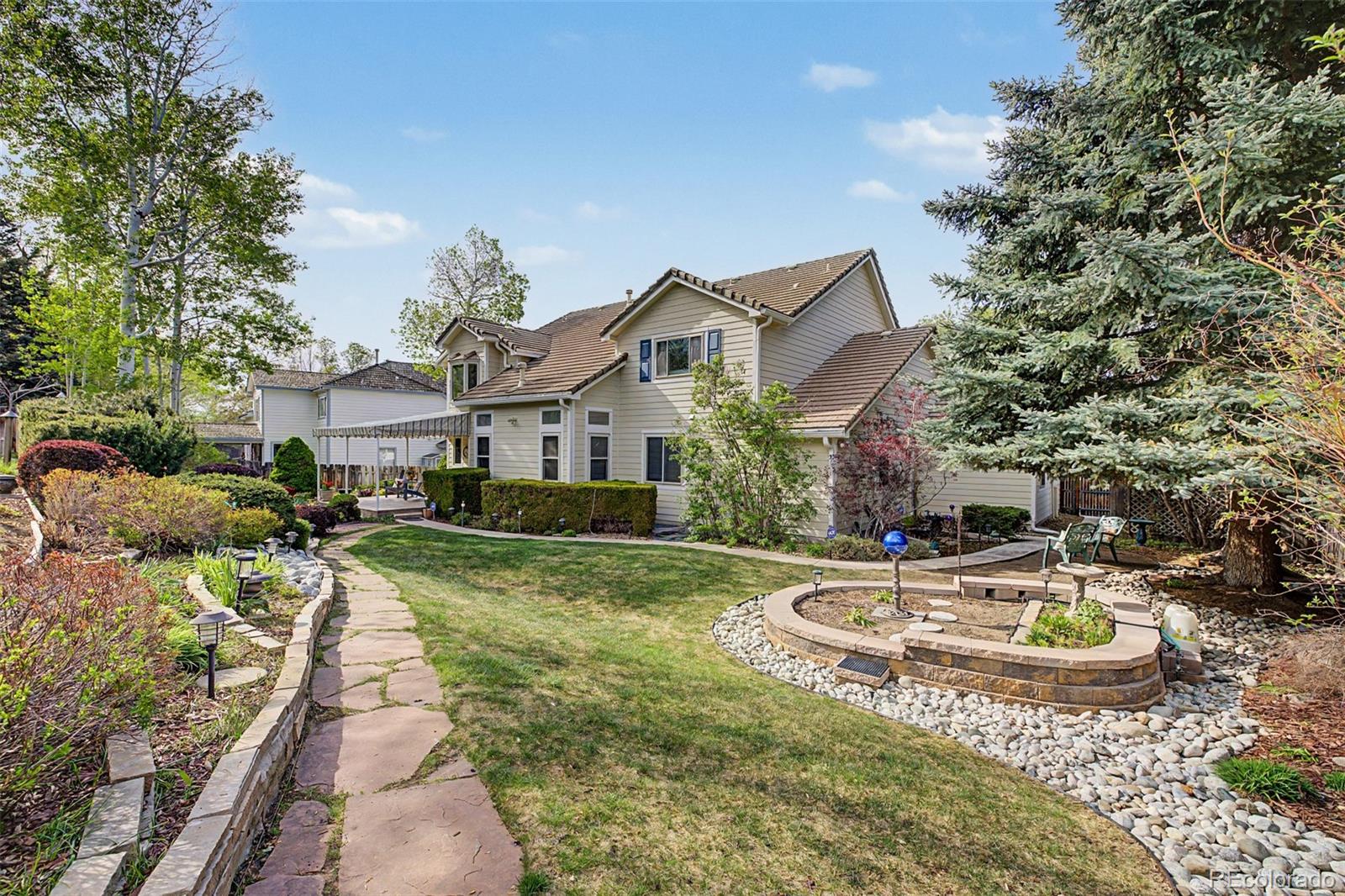 2464 S Fenton Drive