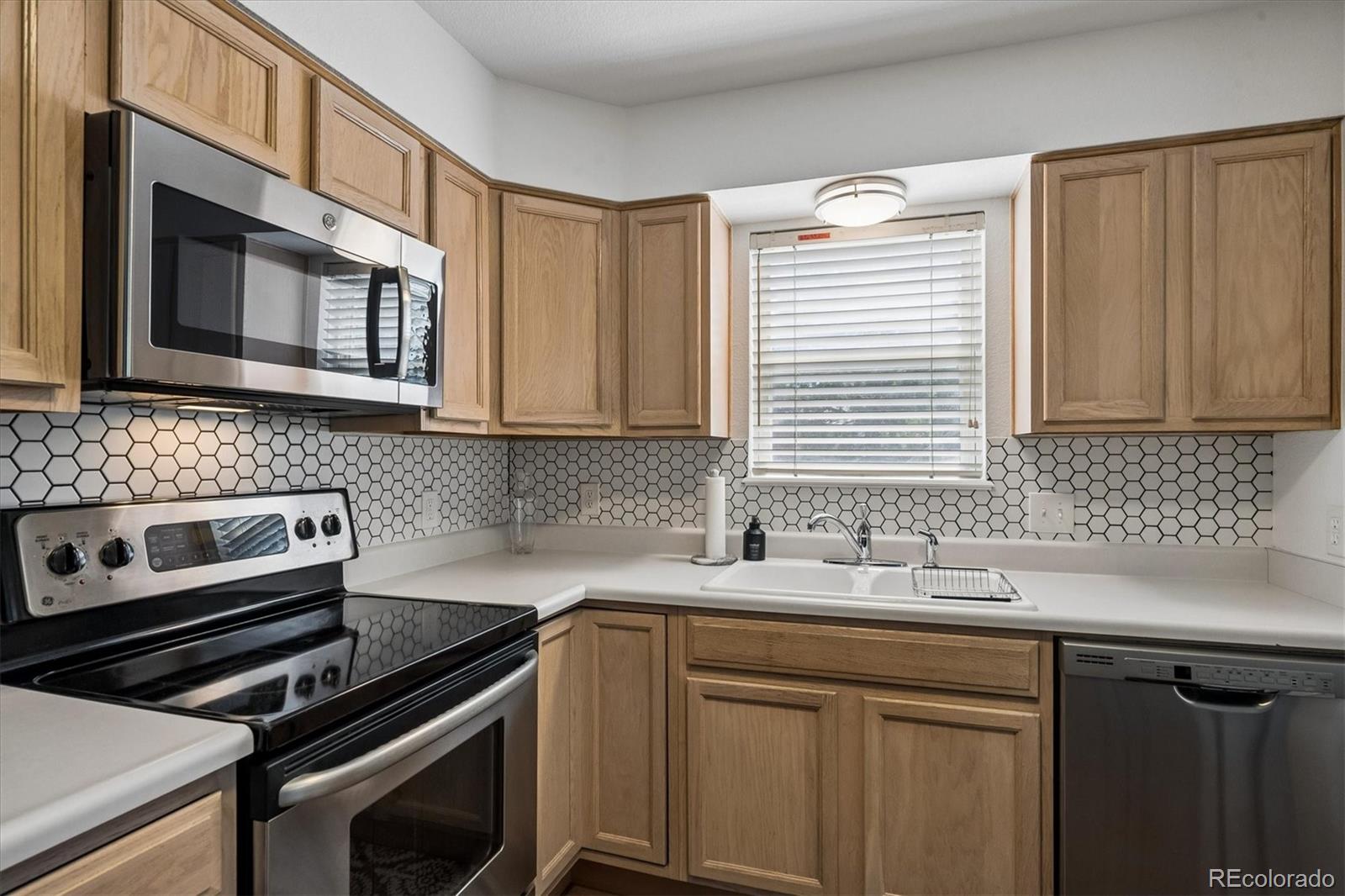 1880 S Cole Street Unit: B8