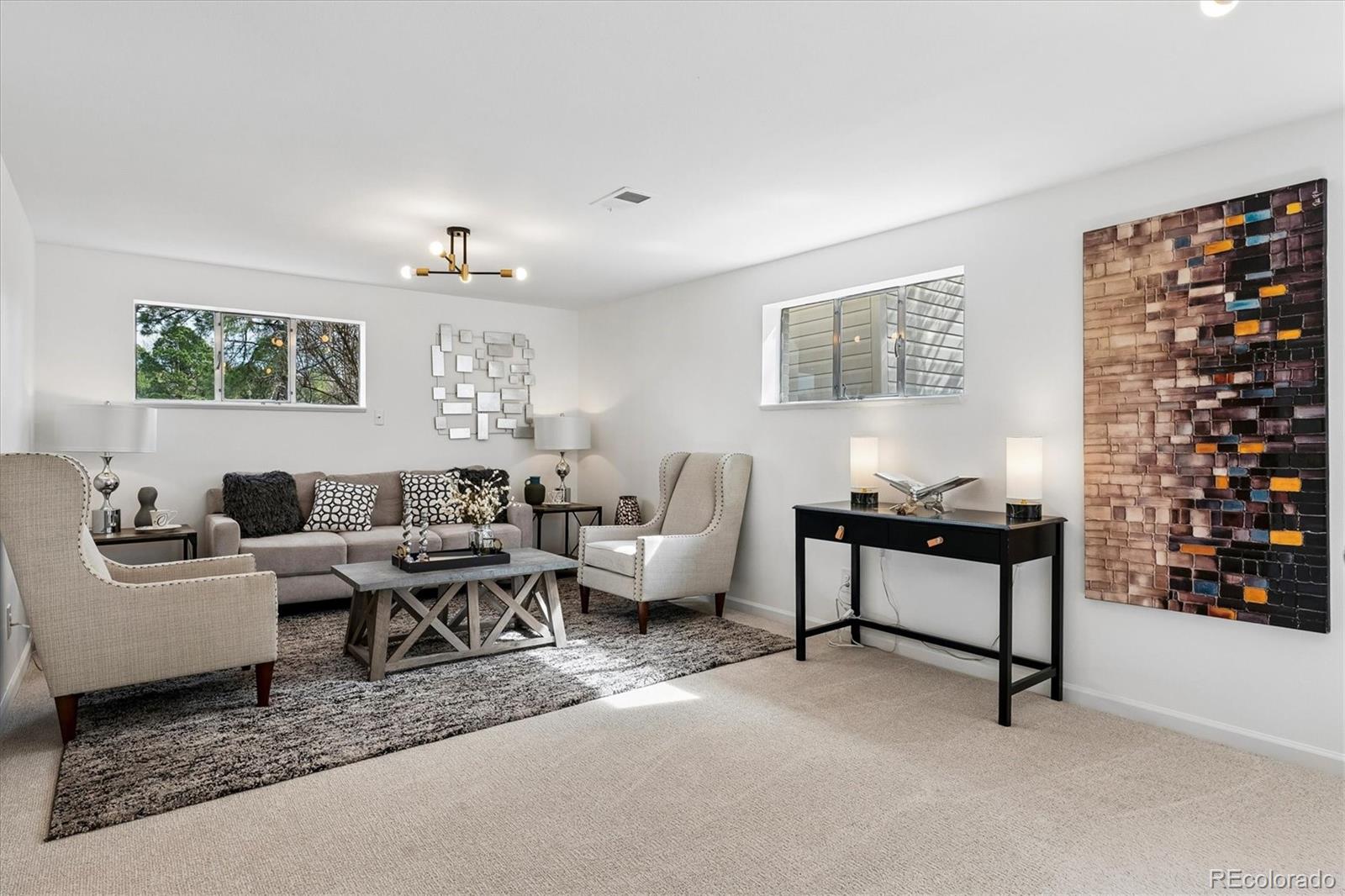 2291 W Briarwood Avenue