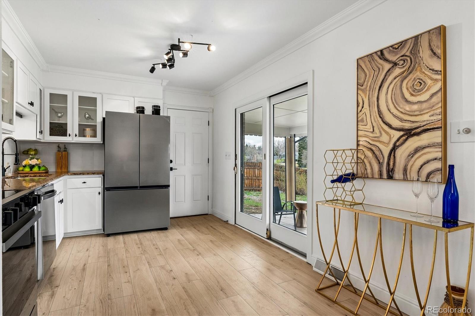 2291 W Briarwood Avenue