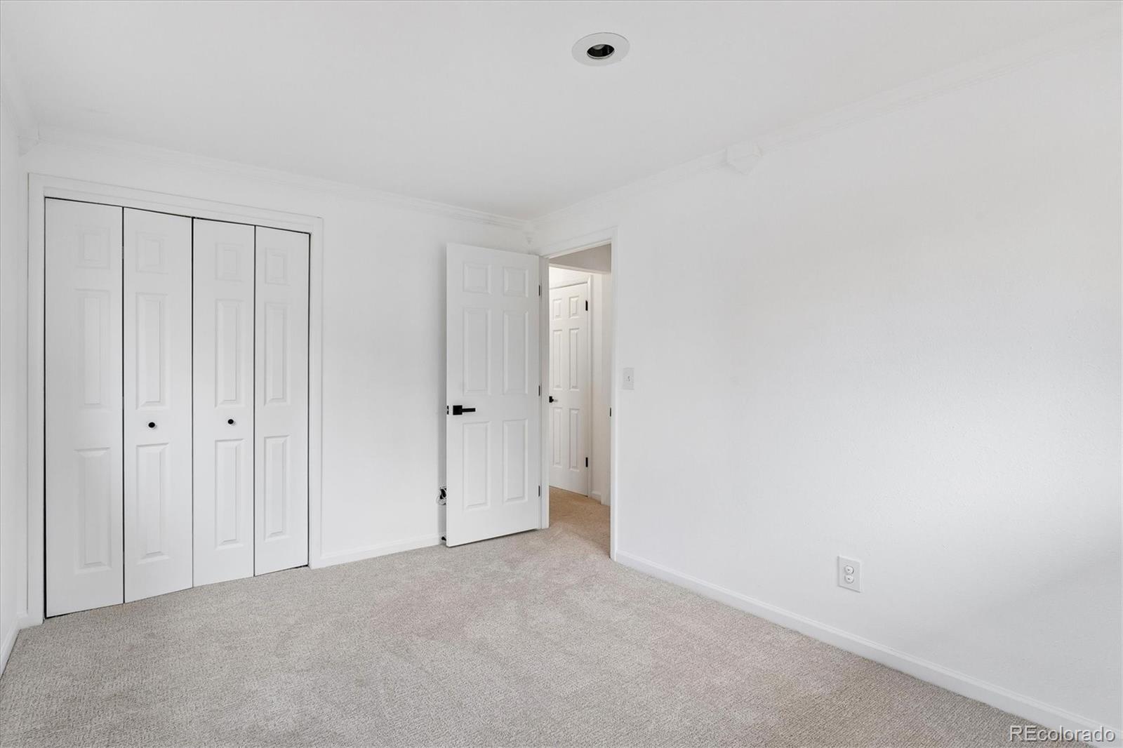 2291 W Briarwood Avenue