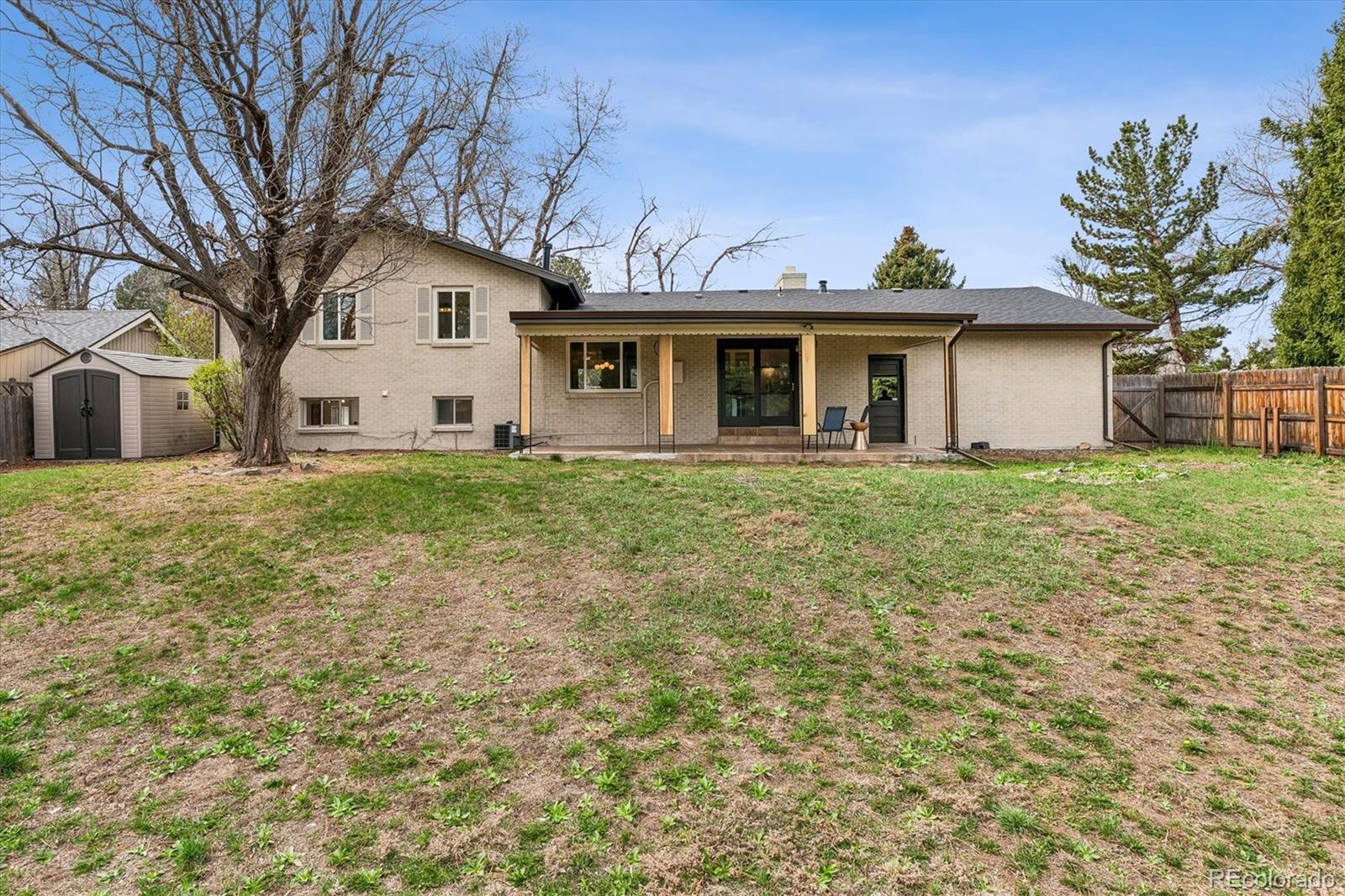 2291 W Briarwood Avenue