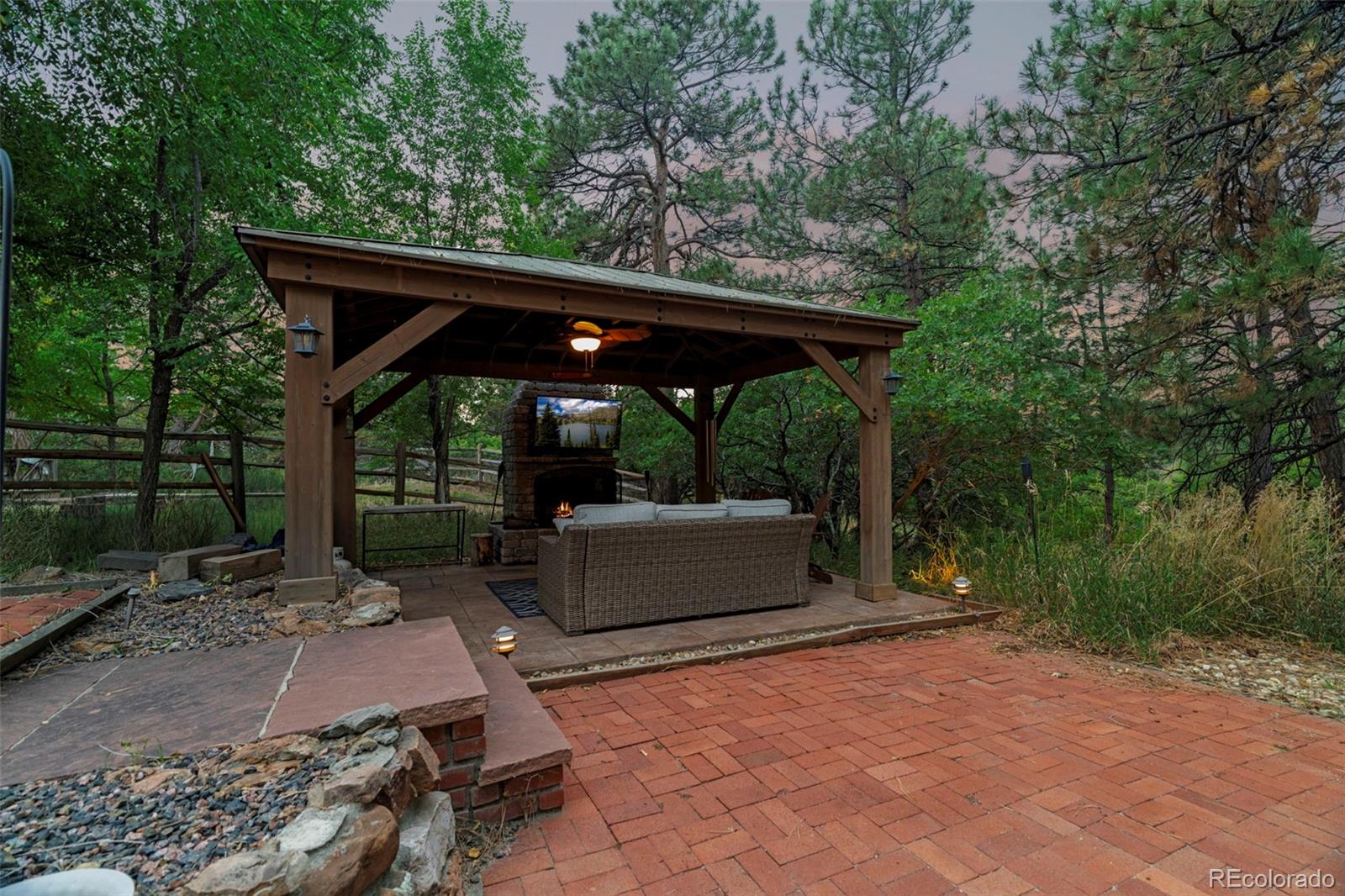 6177 Hollowview Court