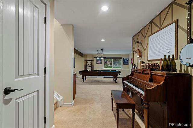 6177 Hollowview Court