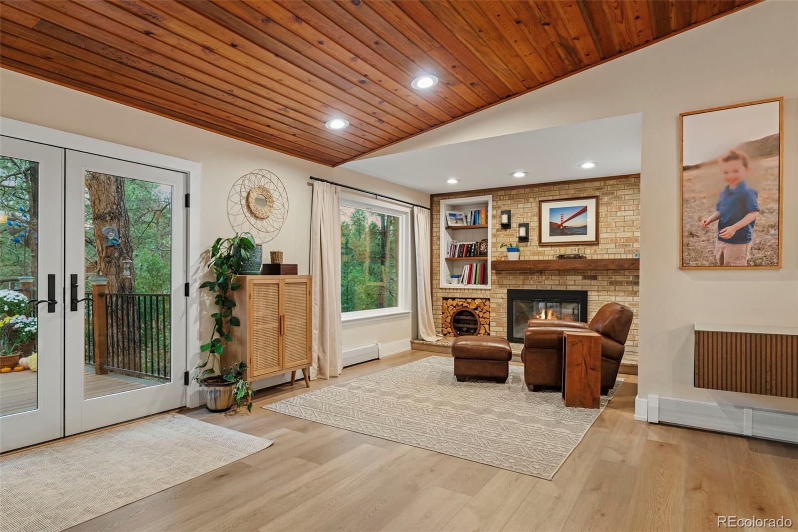 6177 Hollowview Court