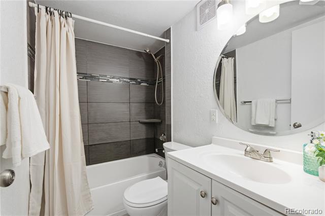 8930 W 87th Place