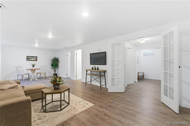 8930 W 87th Place