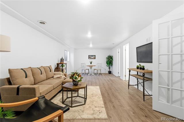 8930 W 87th Place