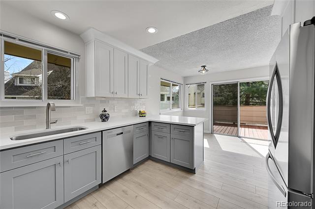 8008 W Spanish Peak
