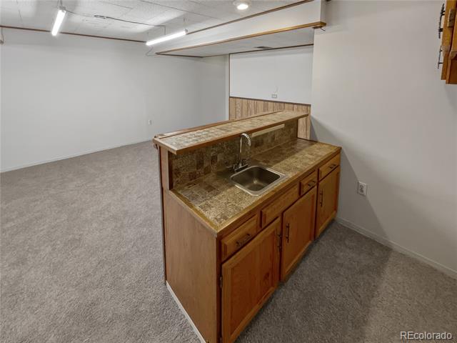 2833 S Lansing Way