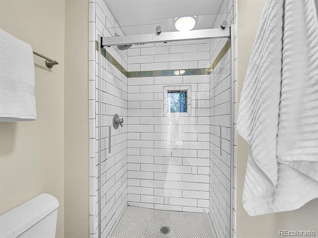 3766 E Easter Circle S