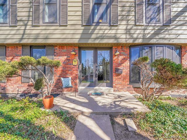 3766 E Easter Circle S
