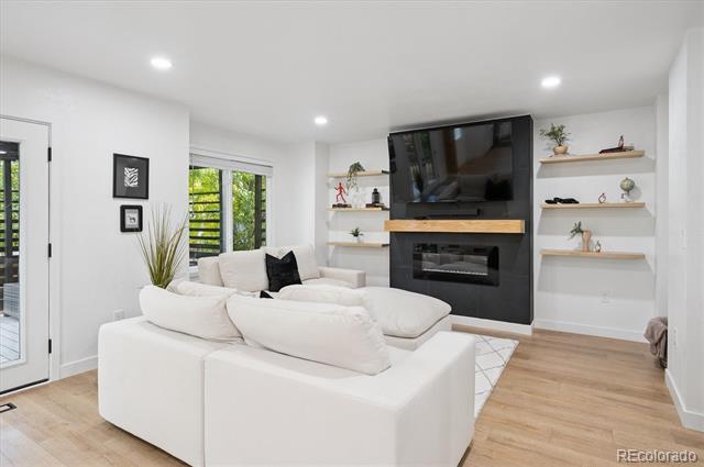 10040 Poudre Court