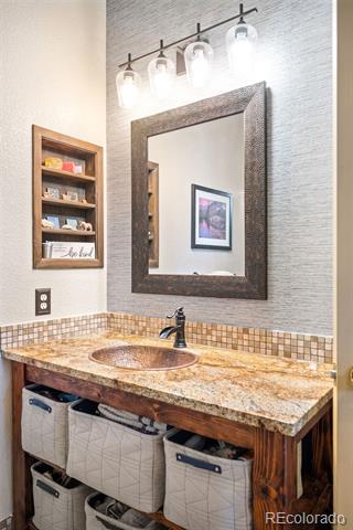 8389 S Independence Circle Unit: 11-304