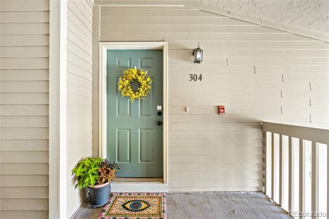 8389 S Independence Circle Unit: 11-304