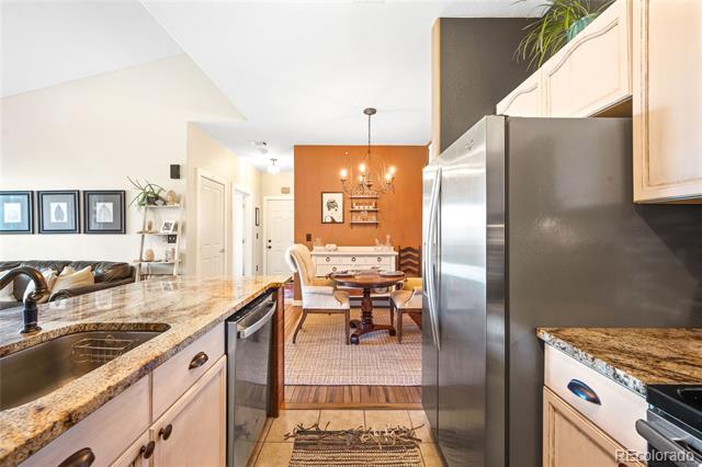 8389 S Independence Circle Unit: 11-304