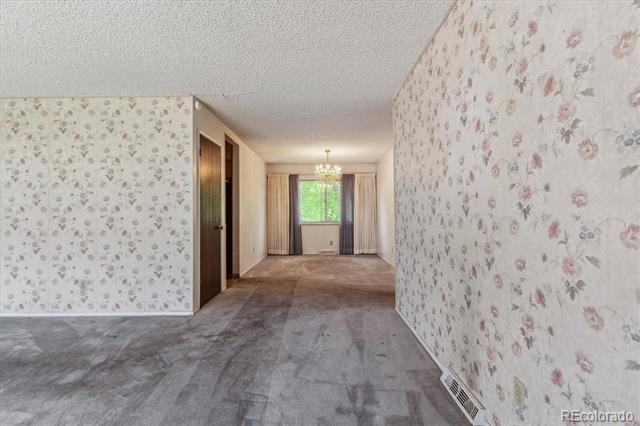 2082 S Yank Way