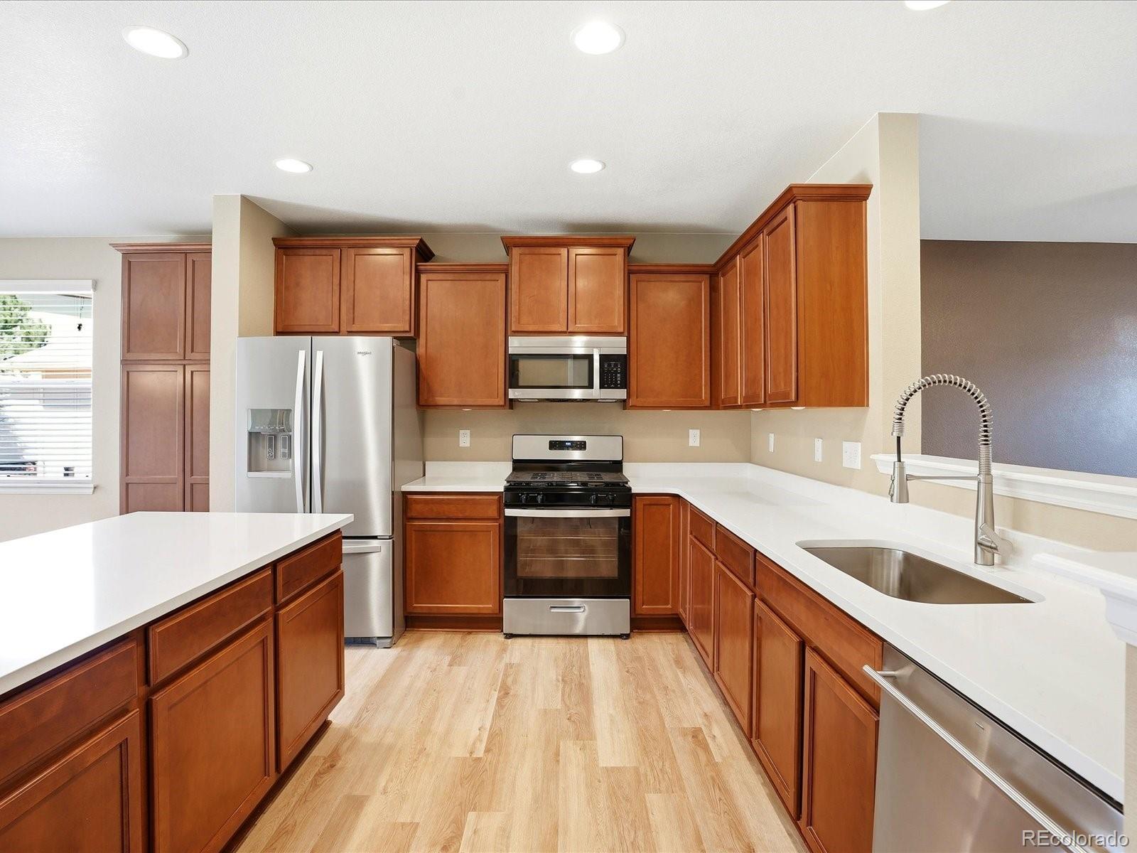 1981 Amber Sun Court
