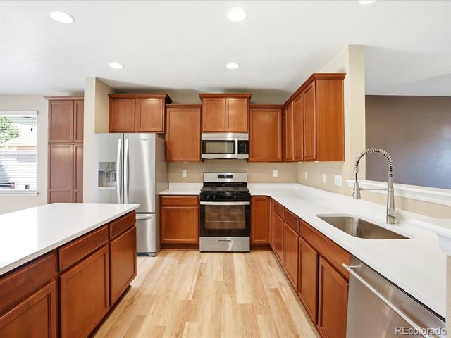 1981 Amber Sun Court