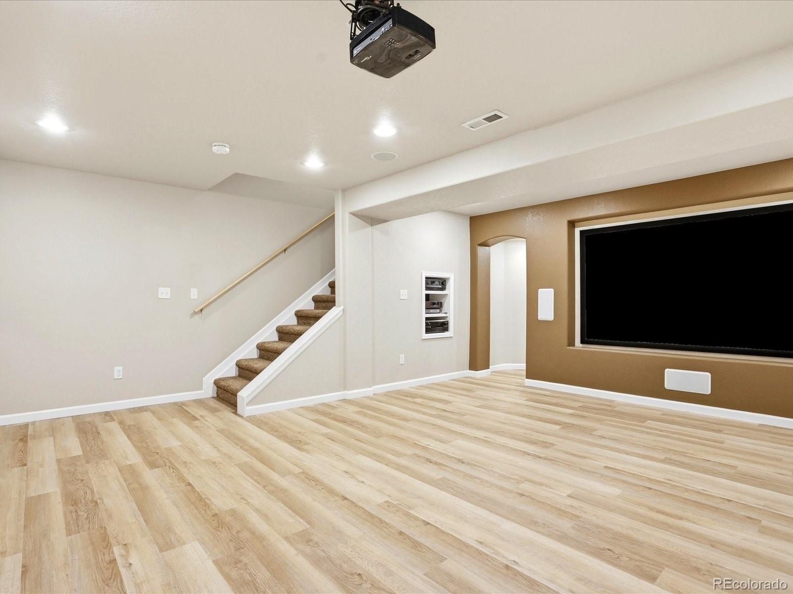 1981 Amber Sun Court
