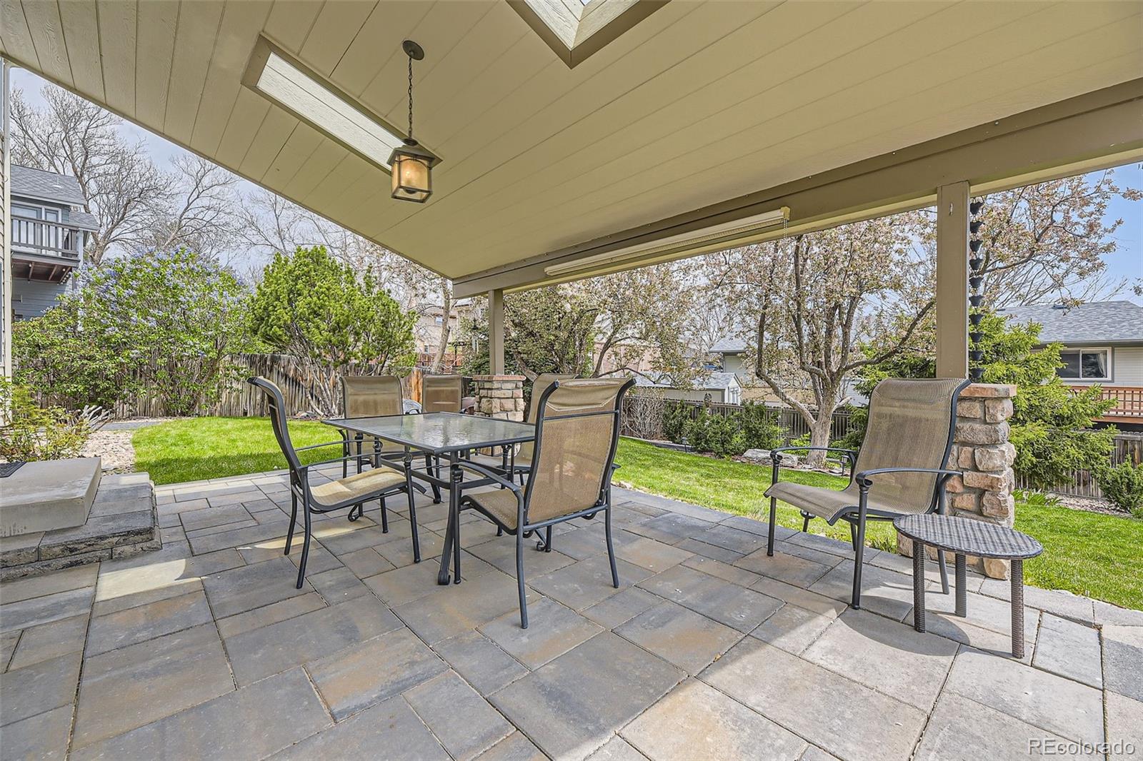 2420 S Ellis Court