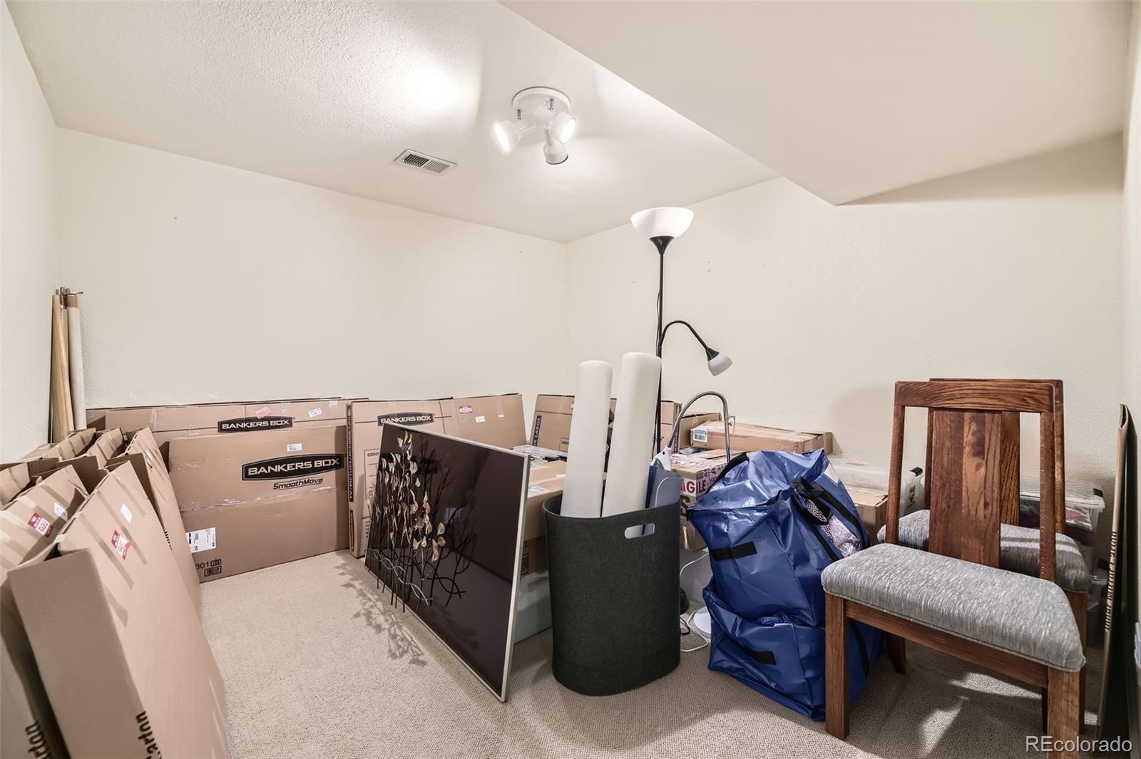 2420 S Ellis Court