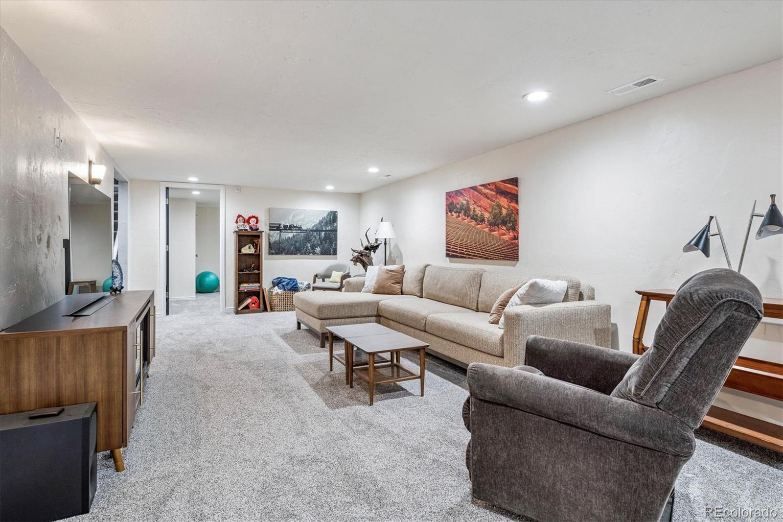 2106 S Osceola Street