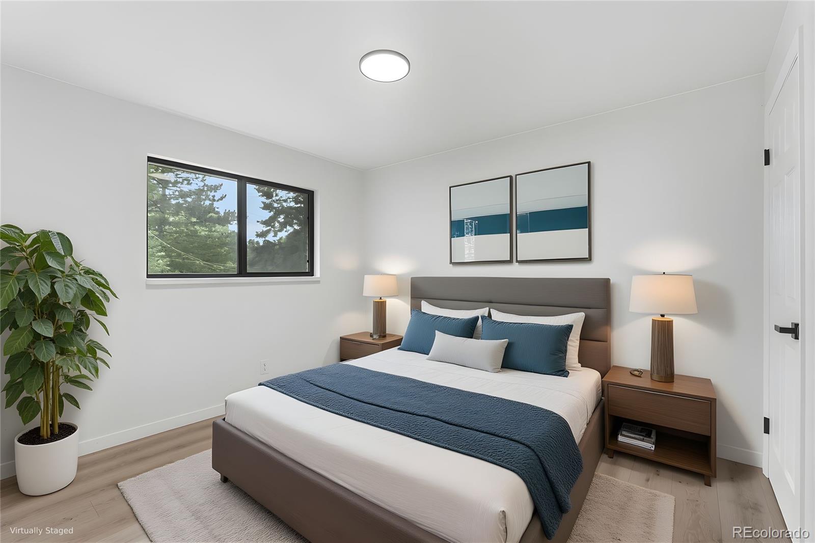 1239 Dearborn Street