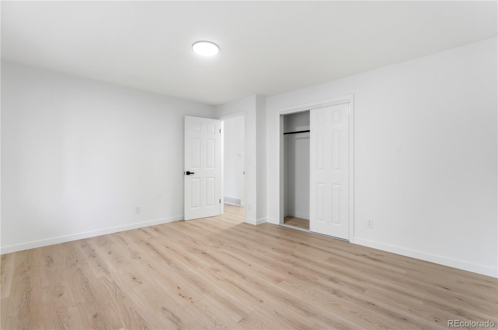 1239 Dearborn Street