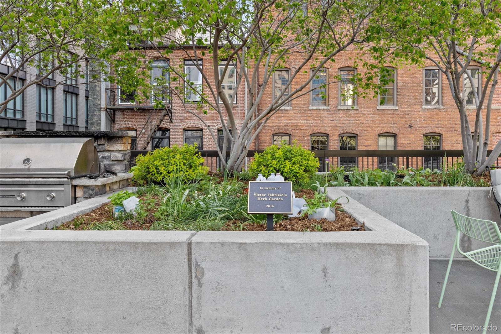 1625 Larimer Street Unit: 1904