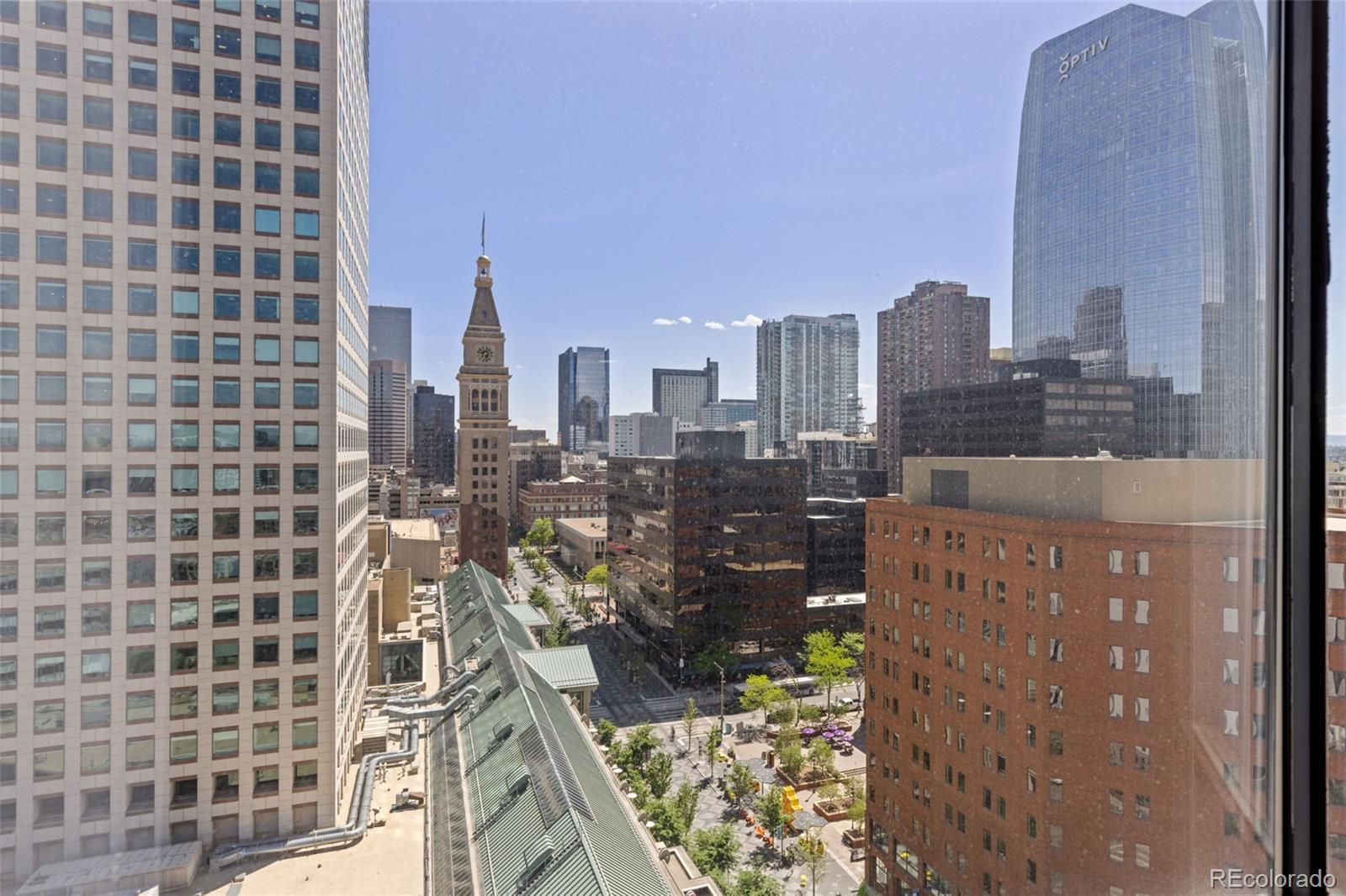 1625 Larimer Street Unit: 1904