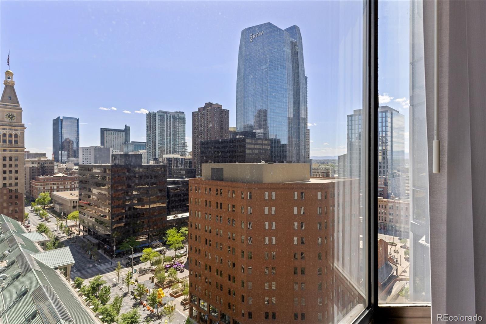 1625 Larimer Street Unit: 1904