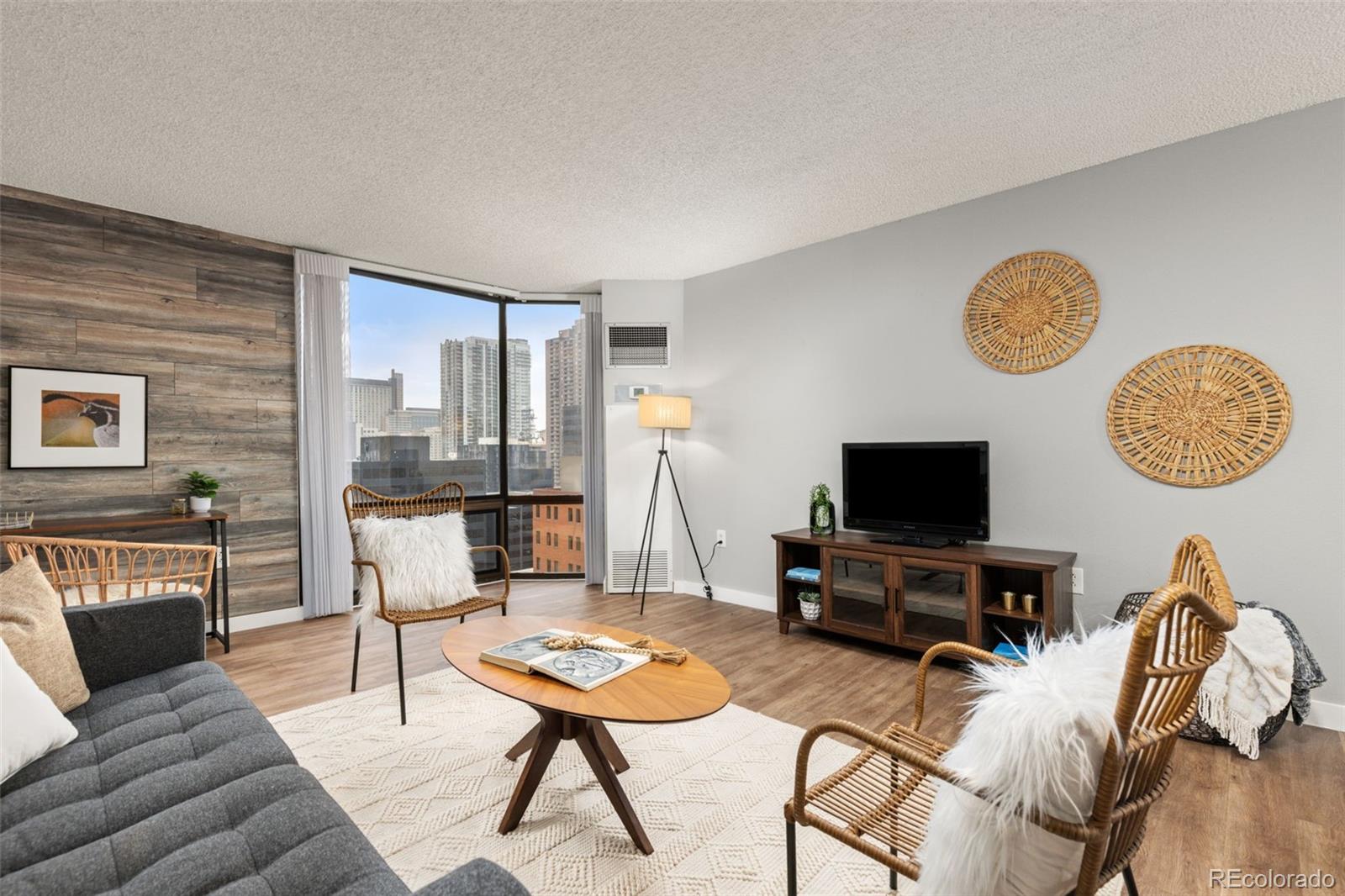1625 Larimer Street Unit: 1904