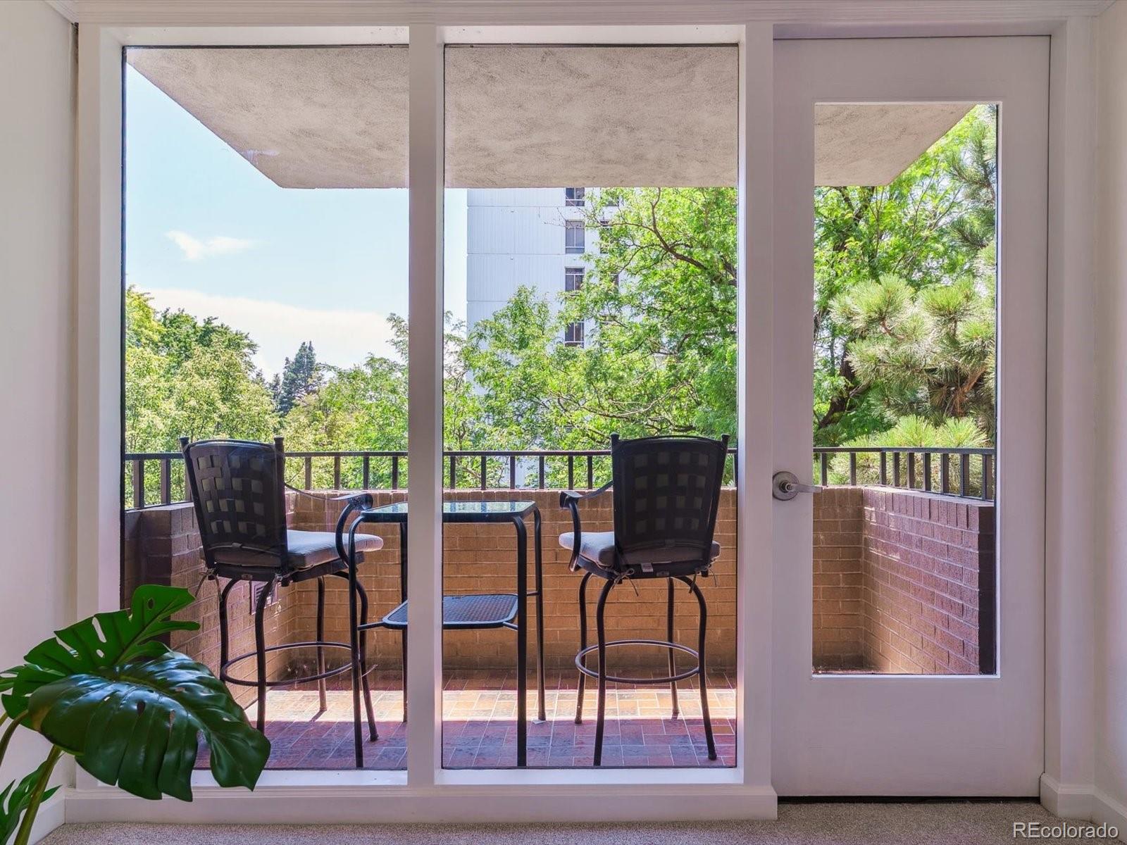 1111 Race Street Unit: 3A