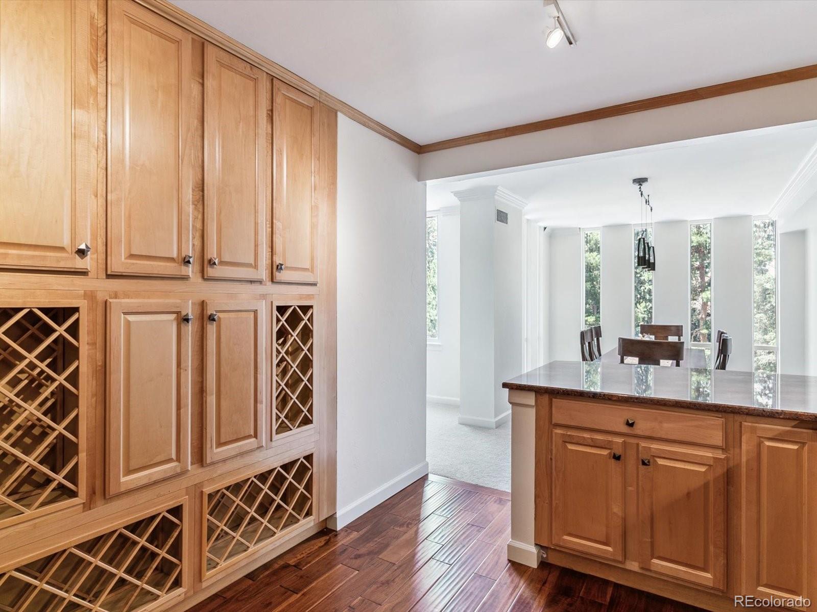 1111 Race Street Unit: 3A