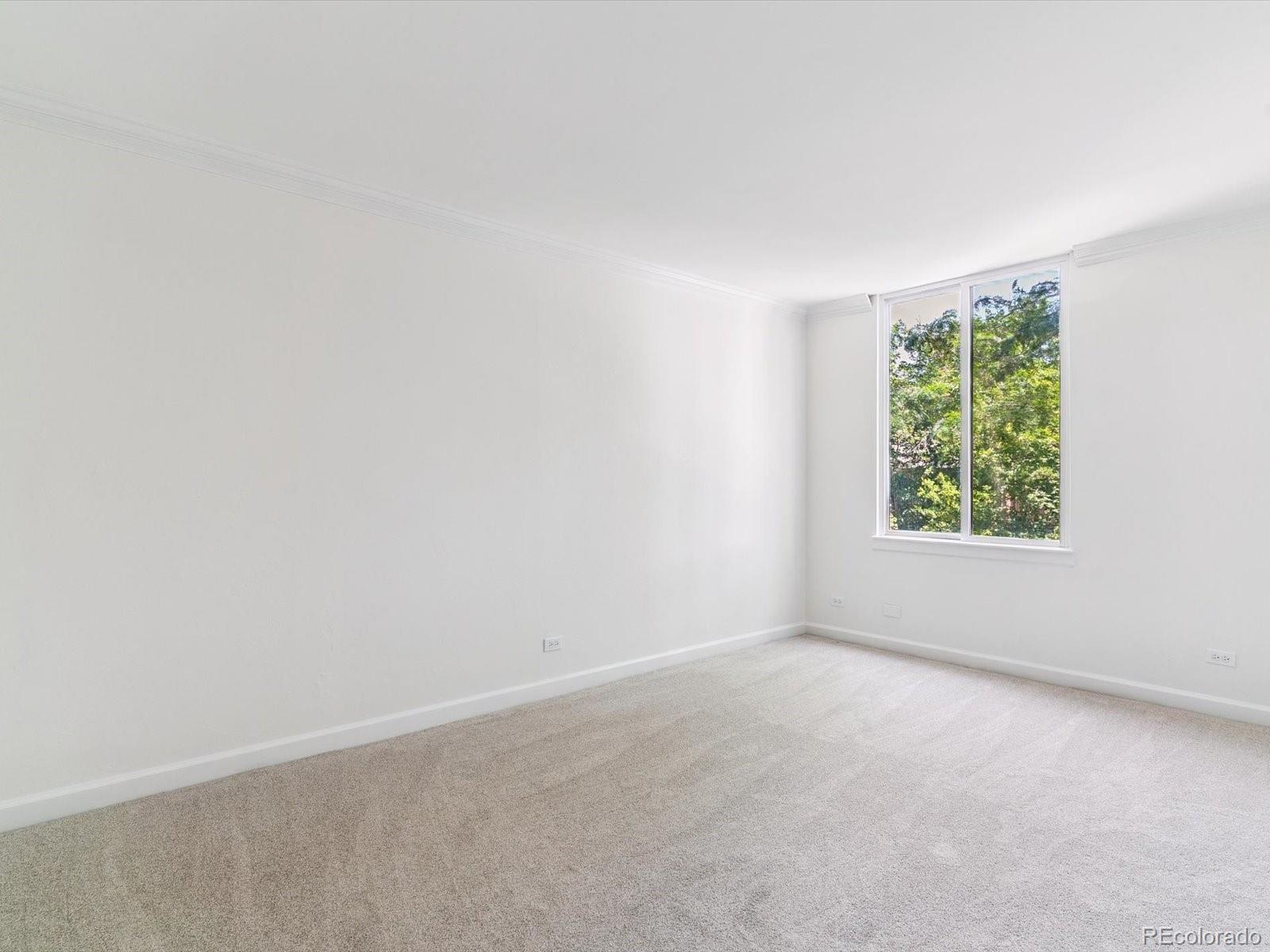 1111 Race Street Unit: 3A