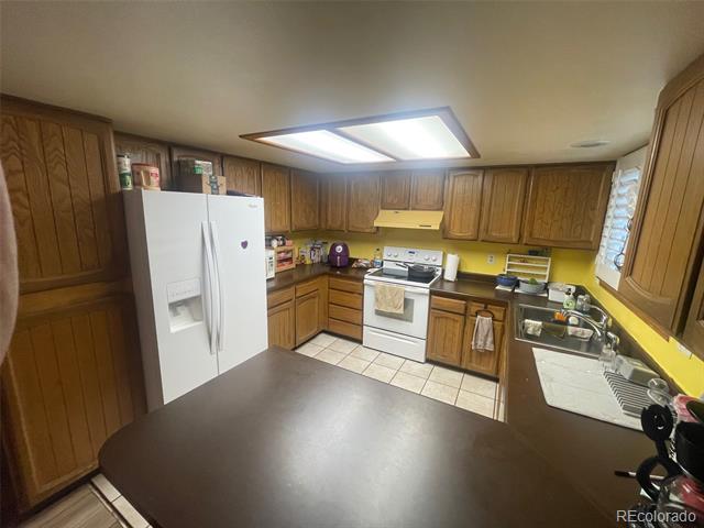 14828 E Pacific Place