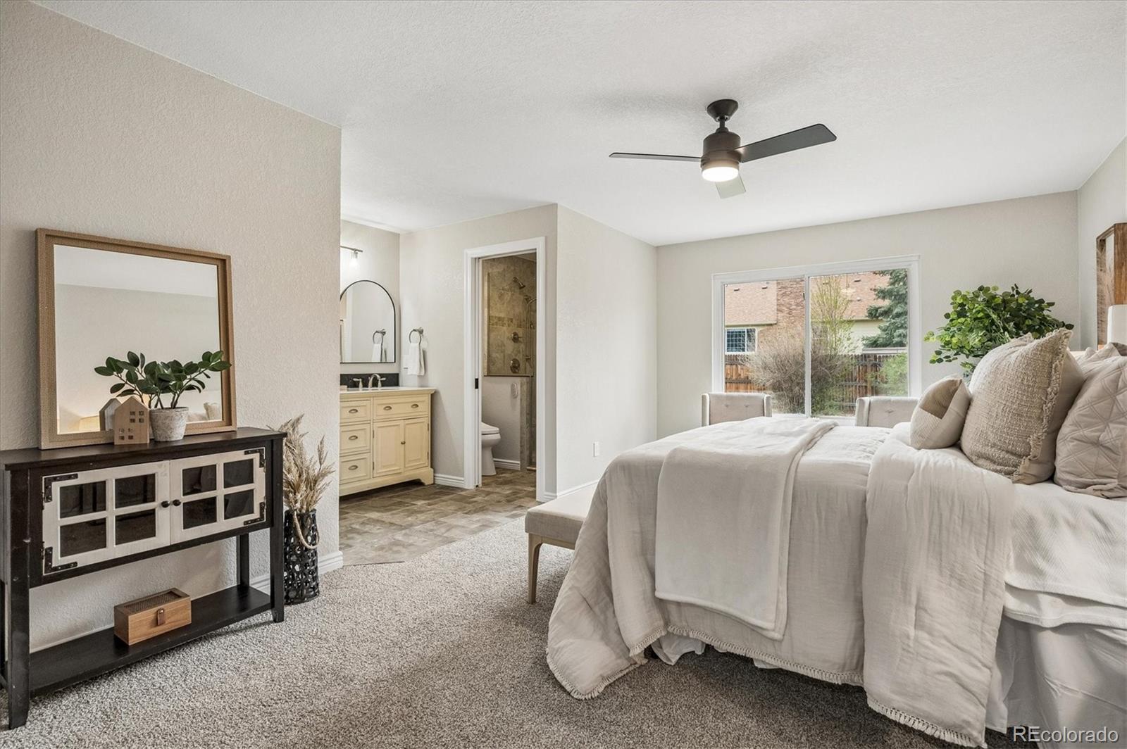 10138 W Roxbury Avenue