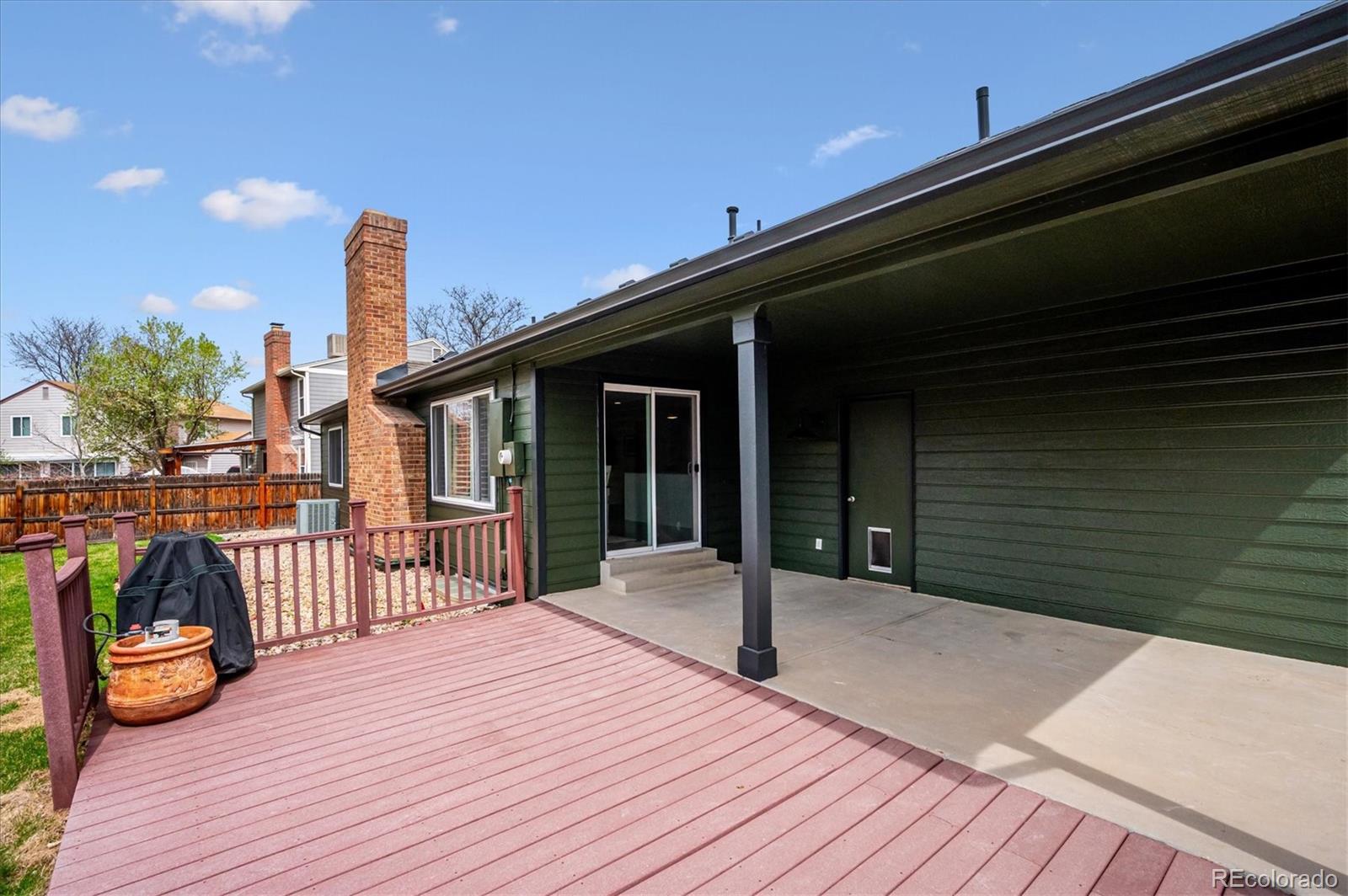 10138 W Roxbury Avenue