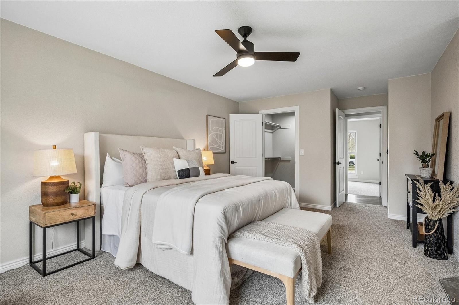 10138 W Roxbury Avenue