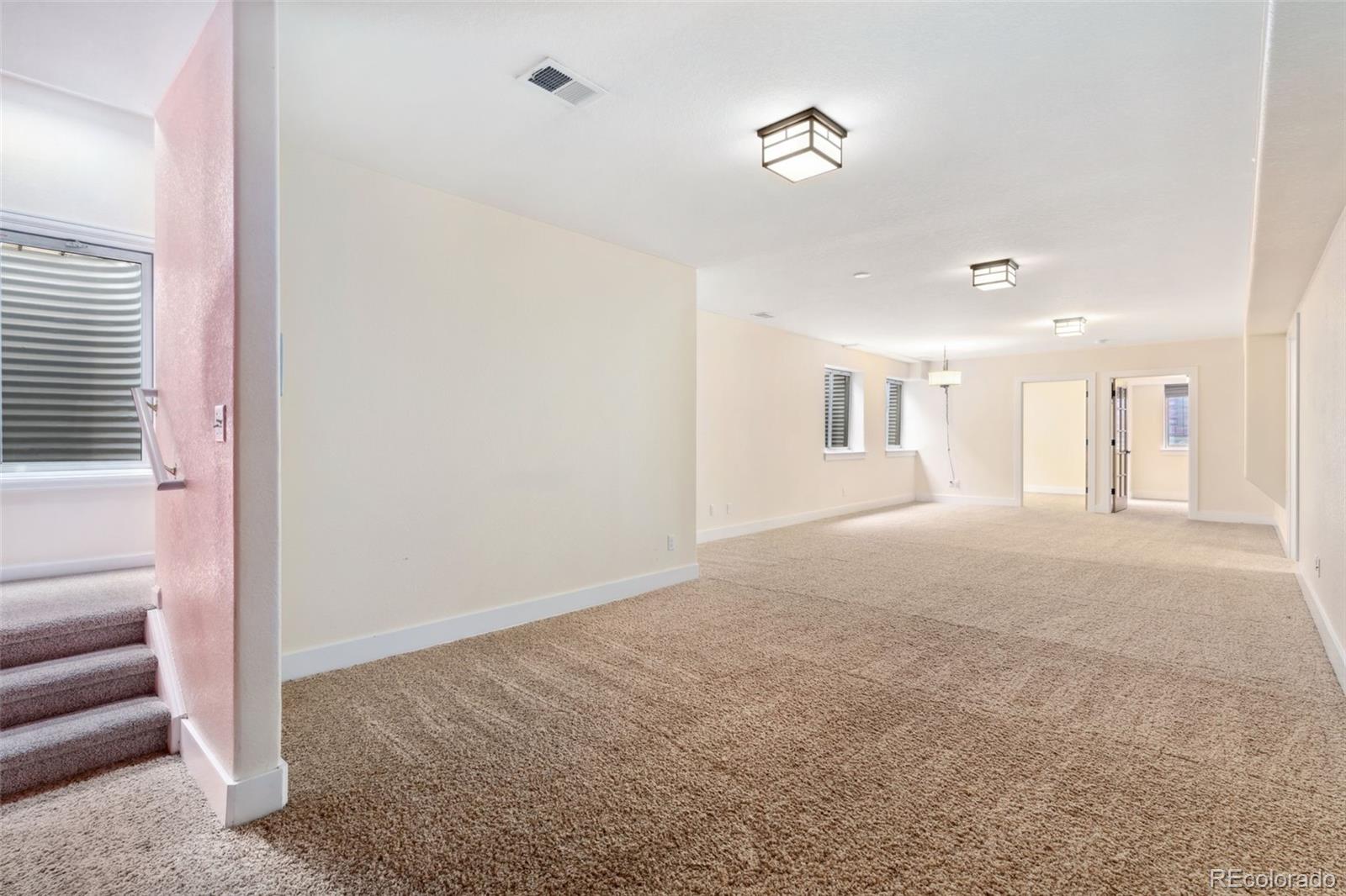 1904 S Union Place