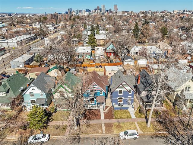 169 W Byers Place