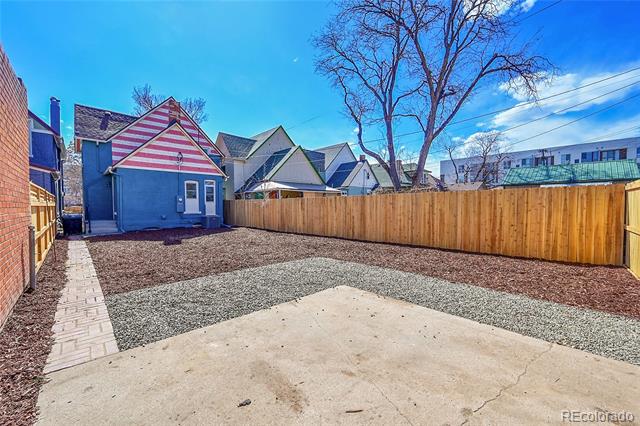 169 W Byers Place