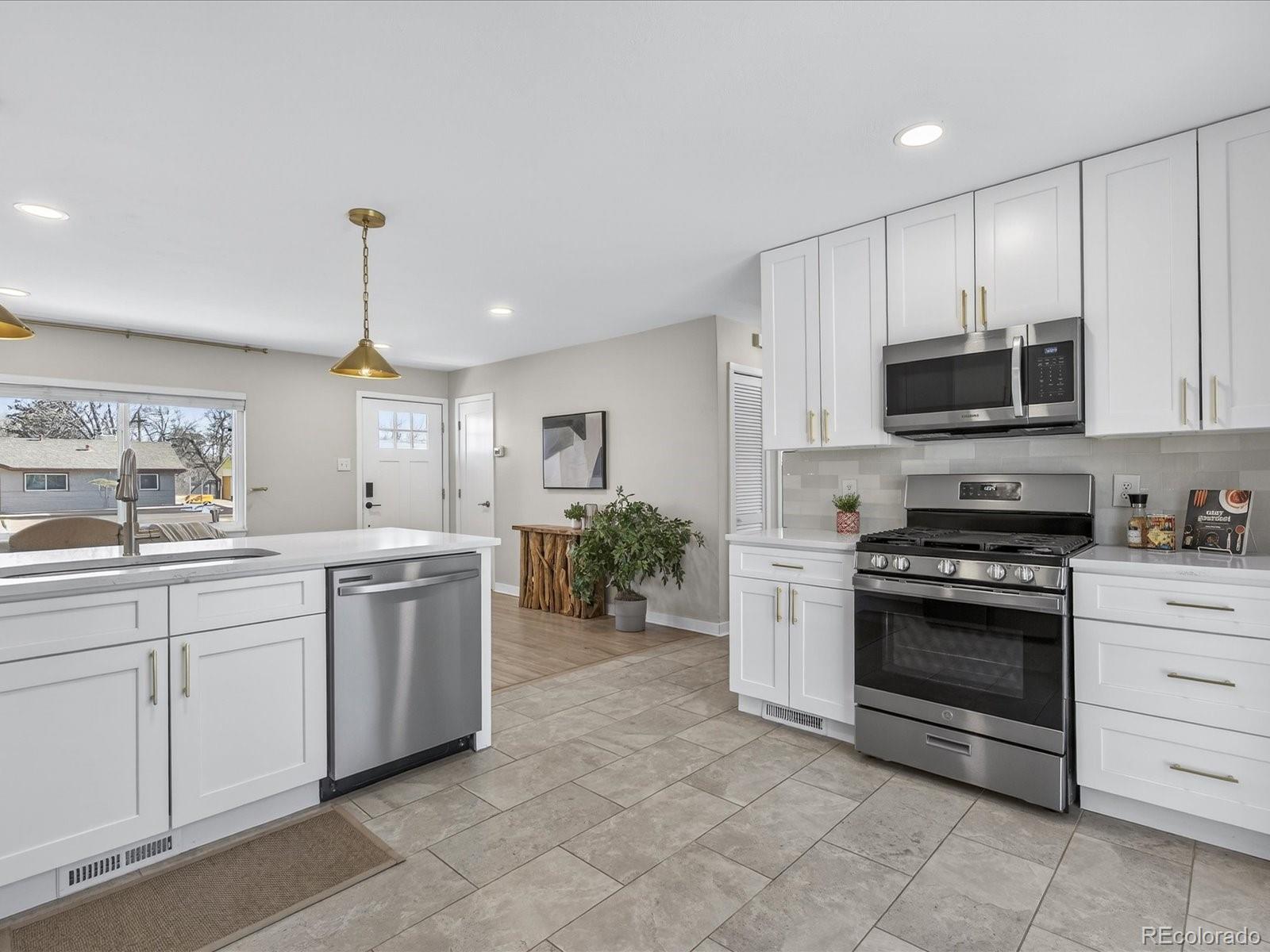 3483 S Glencoe Street