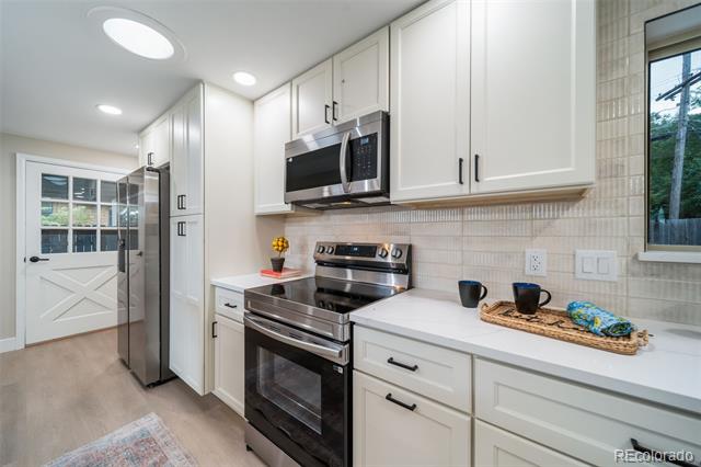10070 W 9th Drive