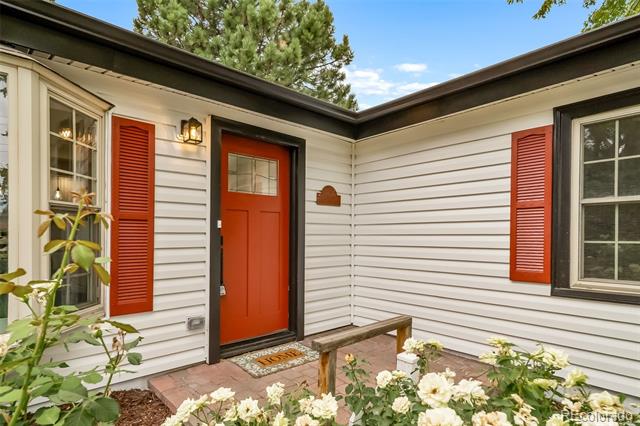 10070 W 9th Drive