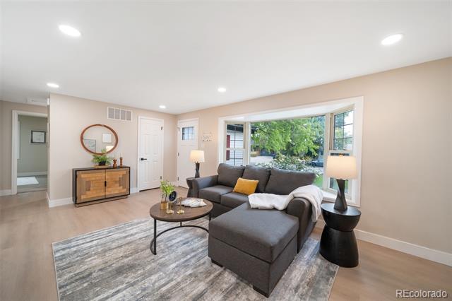 10070 W 9th Drive