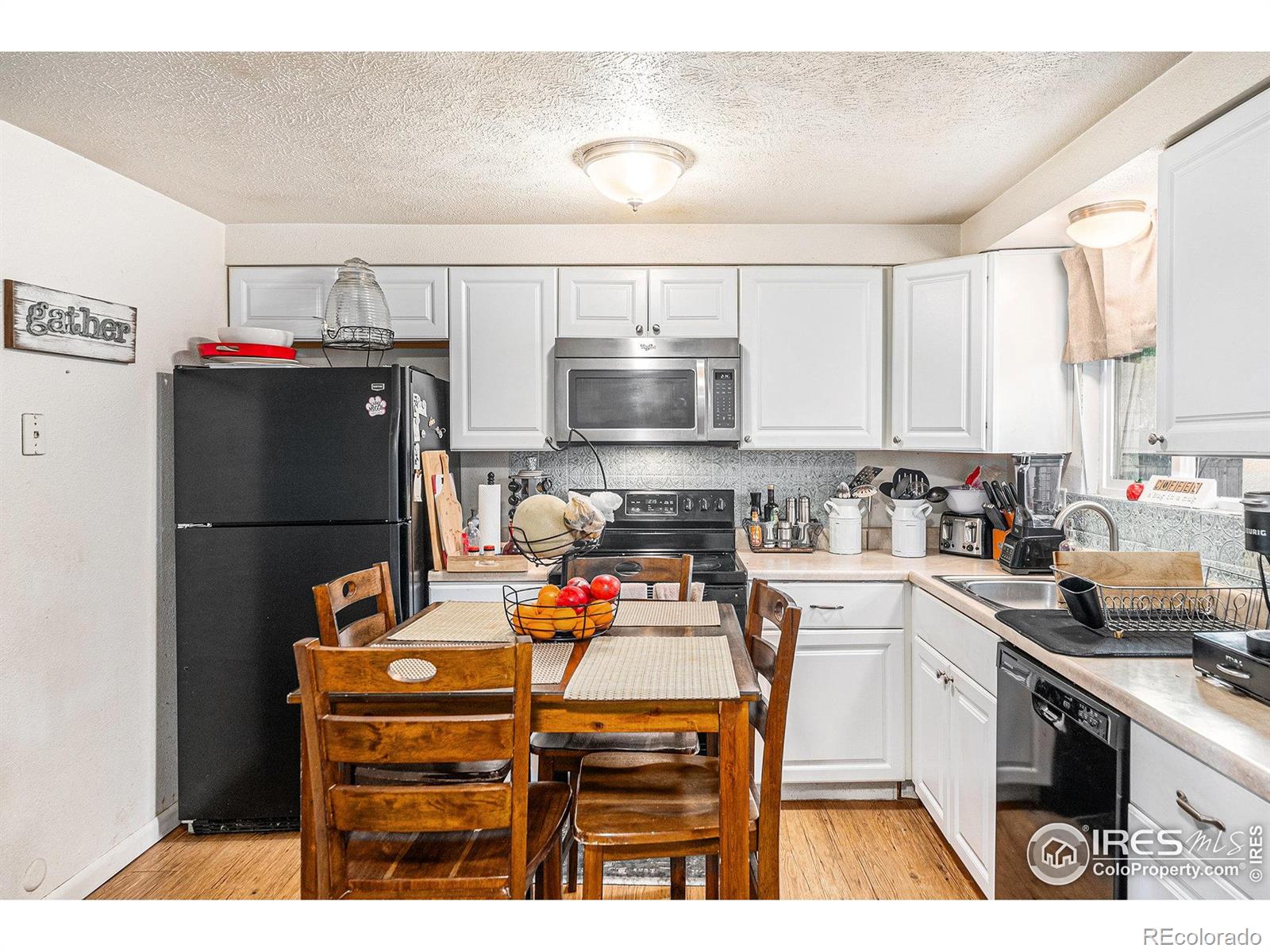 3321-3323 Butternut Drive