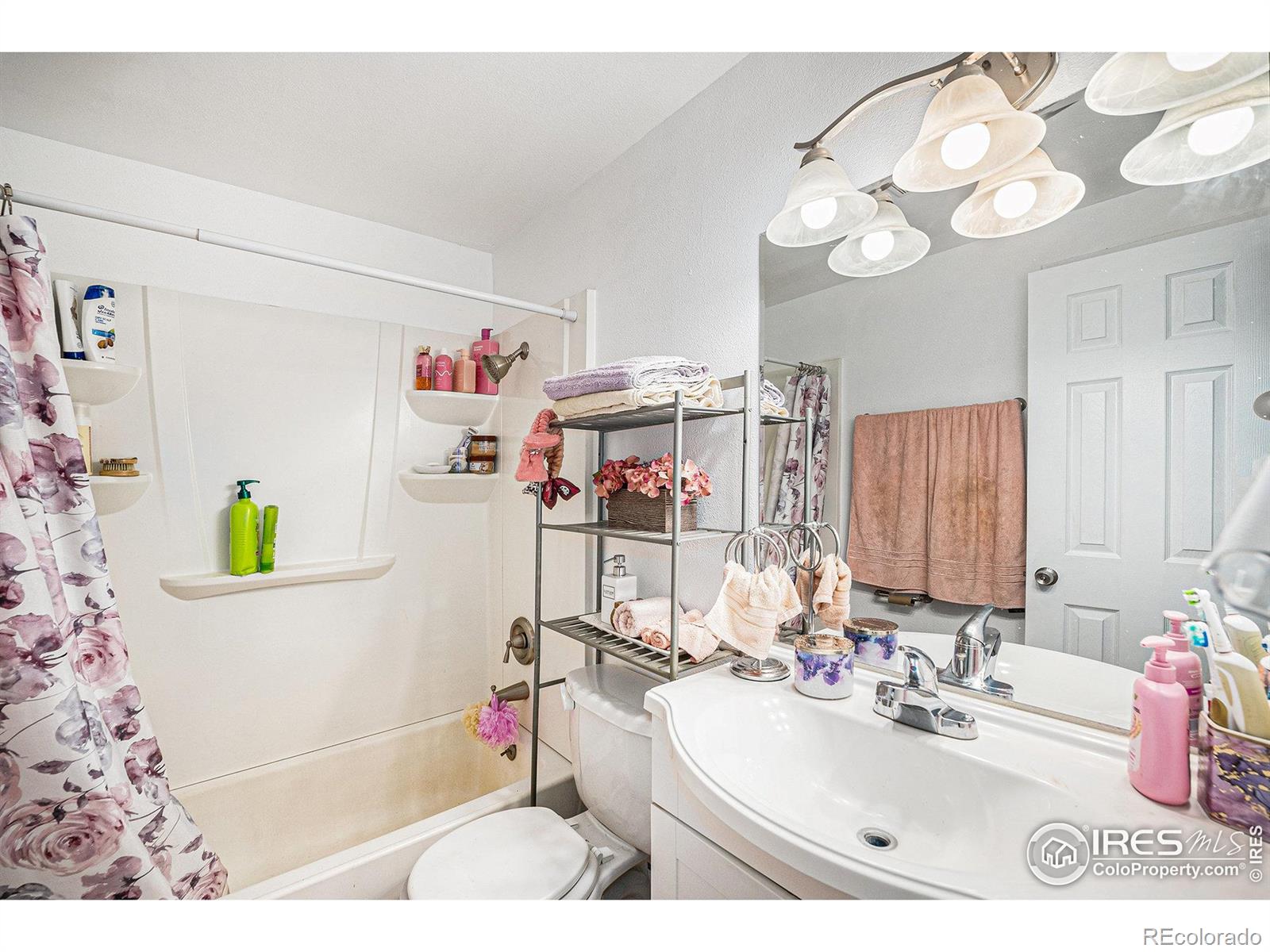 3321-3323 Butternut Drive